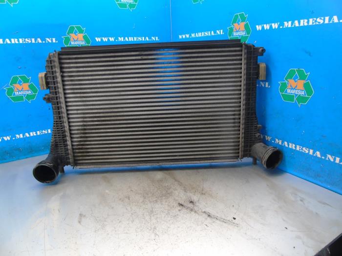 Gebruikte Intercooler Volkswagen Eos (1F7/F8) 1.4 TSI 16V Prijs € 73,50 Margeregeling aangeboden door Maresia Auto Recycling B.V.