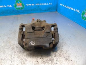 Gebruikte Remklauw (Tang) rechts-voor Chevrolet Cruze (300) 2.0 D 16V Prijs € 42,00 Margeregeling aangeboden door Maresia Auto Recycling B.V.