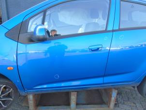 Gebruikte Portier 4Deurs links-voor Chevrolet Spark (M300) 1.0 16V Bifuel Prijs € 131,25 Margeregeling aangeboden door Maresia Auto Recycling B.V.