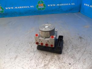 Gebruikte ABS Pomp Ford Fiesta 7 1.0 Active EcoBoost 12V Hybrid 125 Prijs € 262,50 Margeregeling aangeboden door Maresia Auto Recycling B.V.