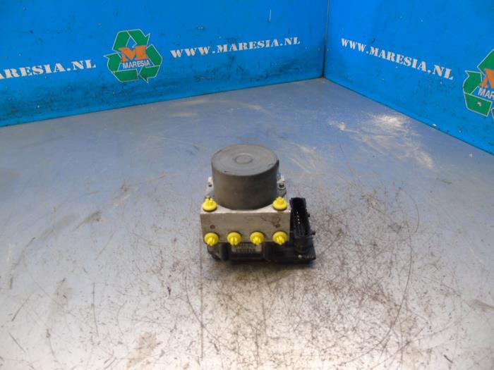 Gebruikte ABS Pomp Toyota Aygo (B10) 1.0 12V VVT-i Prijs € 52,50 Margeregeling aangeboden door Maresia Auto Recycling B.V.
