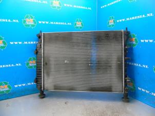 Gebruikte Radiateur Opel Antara (LA6) 2.2 CDTI 16V 4x2 Prijs € 99,75 Margeregeling aangeboden door Maresia Auto Recycling B.V.
