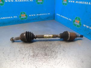 Gebruikte Homokineetas links-voor Ford Transit Courier 1.5 TDCi 75 Prijs € 162,75 Margeregeling aangeboden door Maresia Auto Recycling B.V.