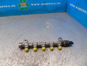 Gebruikte Injector brug Kia Sportage (SL) 1.7 CRDi 16V 4x2 Prijs € 63,00 Margeregeling aangeboden door Maresia Auto Recycling B.V.