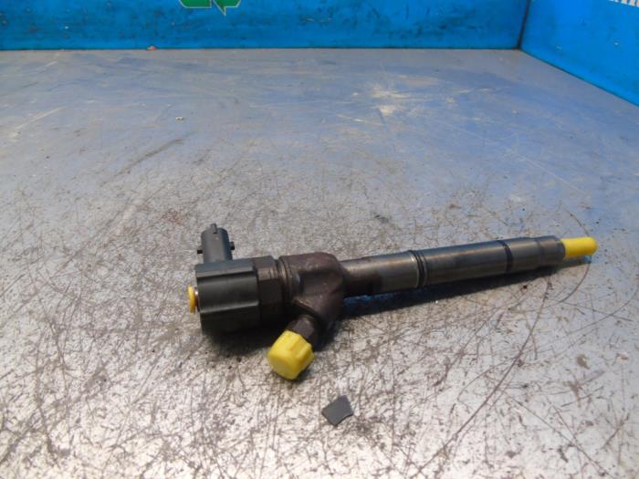 Verstuiver (diesel) van een Kia Sportage (SL) 1.7 CRDi 16V 4x2 2014