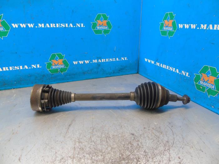 Gebruikte Steekas links-voor Audi A3 (8V1/8VK) 1.2 TFSI 16V Prijs € 99,75 Margeregeling aangeboden door Maresia Auto Recycling B.V.