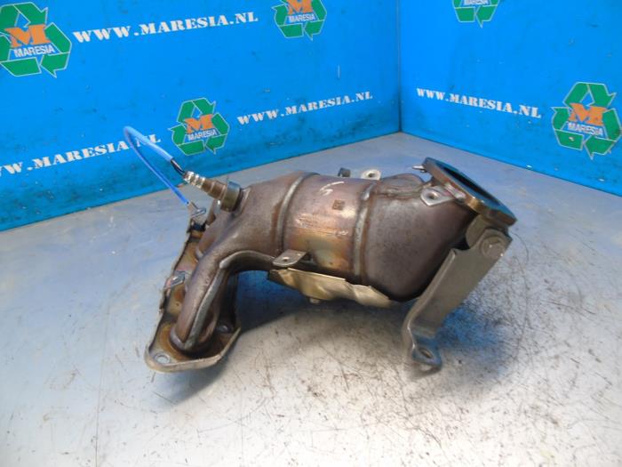 Gebruikte Katalysator Renault Clio V (RJAB) 1.6 E-Tech 145 16V Prijs € 367,50 Margeregeling aangeboden door Maresia Auto Recycling B.V.