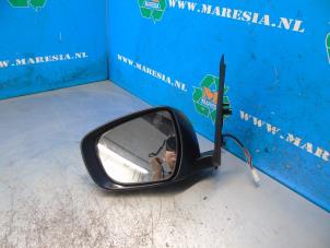 Gebruikte Buitenspiegel links Suzuki Swift (ZC/ZD) 1.2 Dual Jet 16V Smart Hybrid Prijs € 89,25 Margeregeling aangeboden door Maresia Auto Recycling B.V.