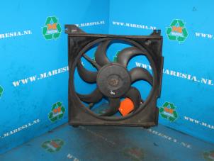 Gebruikte Koelvin Hyundai Trajet 2.0 16V Prijs € 68,25 Margeregeling aangeboden door Maresia Auto Recycling B.V.