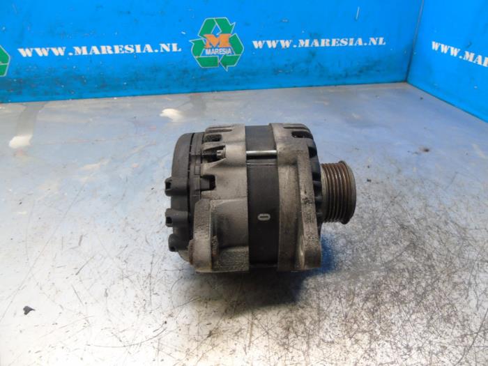 Gebruikte Dynamo Opel Mokka/Mokka X 1.7 CDTI 16V 4x2 Prijs € 78,75 Margeregeling aangeboden door Maresia Auto Recycling B.V.