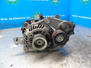 Gebruikte Dynamo Suzuki Swift (ZC/ZD) 1.2 Dual Jet 16V Smart Hybrid Prijs € 472,50 Margeregeling aangeboden door Maresia Auto Recycling B.V.