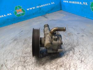 Gebruikte Stuurpomp Volkswagen New Beetle (1Y7) 2.0 Prijs € 8,40 Margeregeling aangeboden door Maresia Auto Recycling B.V.