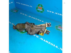 Gebruikte Motor Ruitenwisser achter Nissan Bluebird (WU11) 2.0D Prijs € 42,00 Margeregeling aangeboden door Maresia Auto Recycling B.V.
