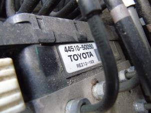 Gebruikte ABS Pomp Lexus LS (F4) 600h 5.0 32V VVT-i Prijs € 551,25 Margeregeling aangeboden door Maresia Auto Recycling B.V.