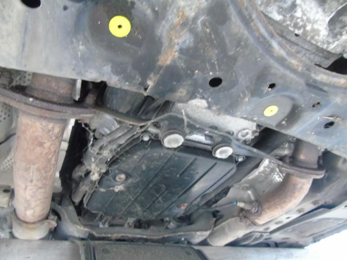 Gebruikte Automaatbak Lexus LS (F4) 600h 5.0 32V VVT-i Prijs € 2.257,50 Margeregeling aangeboden door Maresia Auto Recycling B.V.