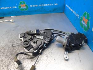 Gebruikte Deurslot Mechaniek 4Deurs rechts-voor Lexus LS (F4) 460 4.6 32V VVT-i Prijs € 157,50 Margeregeling aangeboden door Maresia Auto Recycling B.V.