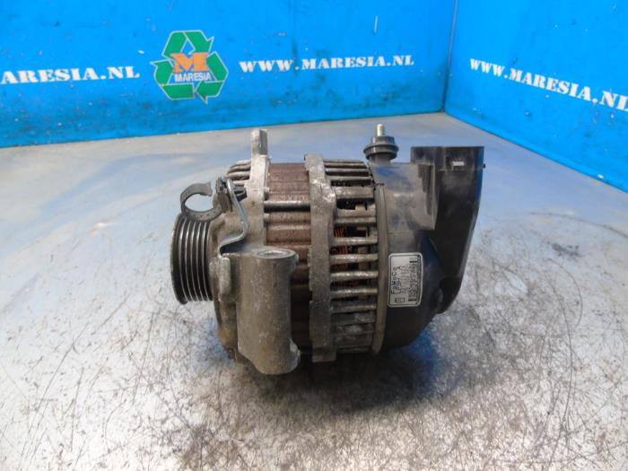 Gebruikte Dynamo Mazda MX-5 (NC) 2.0i 16V Prijs € 105,00 Margeregeling aangeboden door Maresia Auto Recycling B.V.