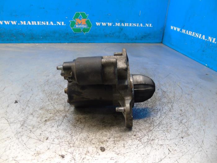 Gebruikte Startmotor BMW Mini (R50/53) 1.6 16V Cooper Prijs € 42,00 Margeregeling aangeboden door Maresia Auto Recycling B.V.