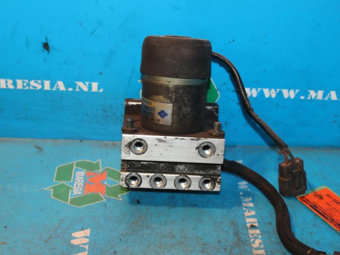 Usagé ABS Pomp Mazda MX-3 (EC) 1.8i V6 24V Prix € 31,50 Règlement à la marge proposé par Maresia Auto Recycling B.V.