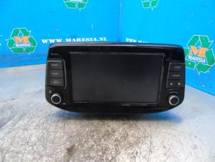 Gebruikte Radio Hyundai i30 (PDEB5/PDEBB/PDEBD/PDEBE) 1.0 T-GDI 12V Prijs € 351,75 Margeregeling aangeboden door Maresia Auto Recycling B.V.