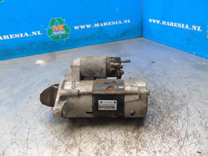 Startmotor van een Opel Mokka/Mokka X 1.7 CDTI 16V 4x2 2015