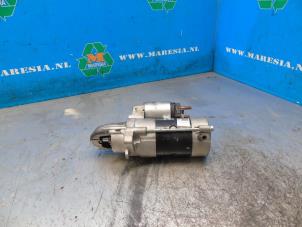 Gebruikte Startmotor Opel Mokka/Mokka X 1.6 CDTI 16V 4x2 Prijs € 52,50 Margeregeling aangeboden door Maresia Auto Recycling B.V.