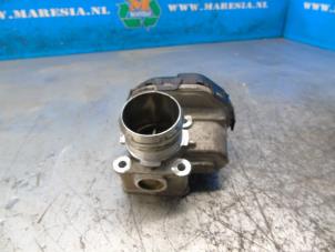 Gebruikte Gasklephuis Peugeot Partner (GC/GF/GG/GJ/GK) 1.6 BlueHDI 75 Prijs € 47,25 Margeregeling aangeboden door Maresia Auto Recycling B.V.