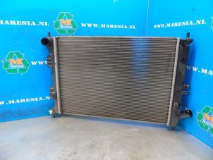 Gebruikte Radiateur Kia Cee'd Sportswagon (JDC5) 1.4i CVVT 16V Prijs € 68,25 Margeregeling aangeboden door Maresia Auto Recycling B.V.