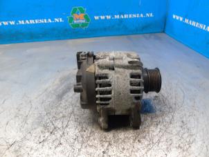 Gebruikte Dynamo Ford Kuga II 2.0 TDCi 16V 180 4x4 Prijs € 78,75 Margeregeling aangeboden door Maresia Auto Recycling B.V.