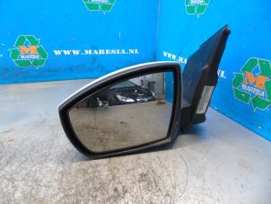 Gebruikte Spiegel Buiten links Ford Kuga II 2.0 TDCi 16V 180 4x4 Prijs € 157,50 Margeregeling aangeboden door Maresia Auto Recycling B.V.