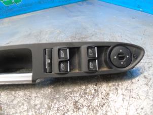 Gebruikte Combischakelaar ramen Ford Kuga II 2.0 TDCi 16V 180 4x4 Prijs € 47,25 Margeregeling aangeboden door Maresia Auto Recycling B.V.