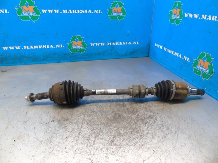 Gebruikte Aandrijfas links-voor Nissan Micra (K14) Prijs € 110,25 Margeregeling aangeboden door Maresia Auto Recycling B.V.