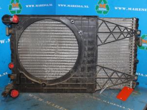 Gebruikte Radiateur Skoda Fabia (6Y3) 1.9 SDi Prijs € 57,75 Margeregeling aangeboden door Maresia Auto Recycling B.V.