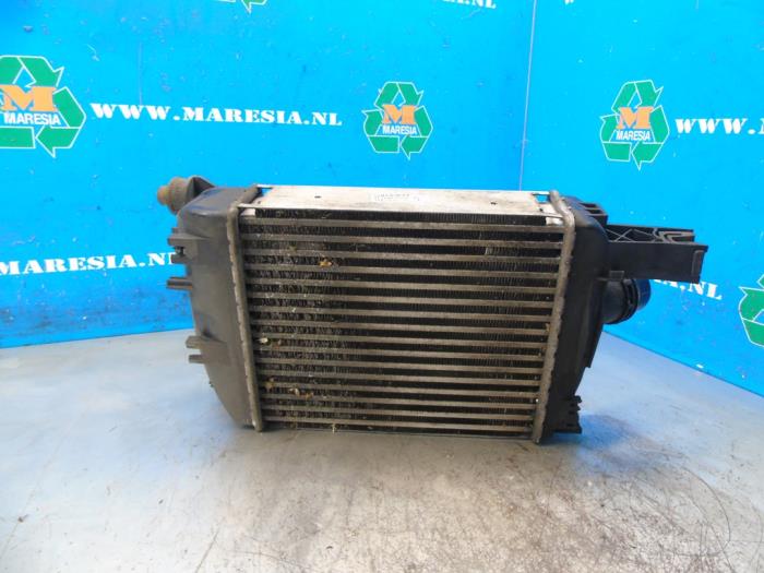 Gebruikte Intercooler Dacia Dokker Express (8S) 1.5 dCi 75 Prijs € 89,25 Margeregeling aangeboden door Maresia Auto Recycling B.V.