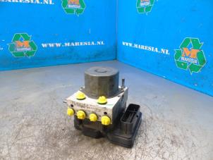 Gebruikte ABS Pomp Dacia Duster (SR) 1.3 TCE 150 16V Prijs € 210,00 Margeregeling aangeboden door Maresia Auto Recycling B.V.