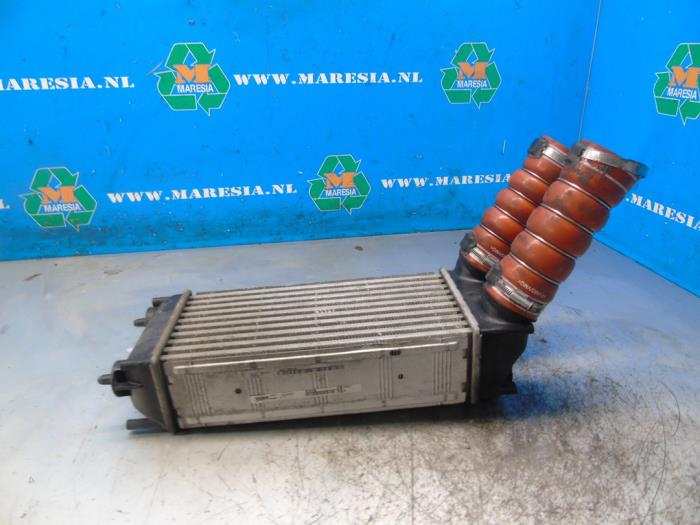 Gebruikte Intercooler Peugeot RCZ (4J) 1.6 16V THP Prijs € 78,75 Margeregeling aangeboden door Maresia Auto Recycling B.V.