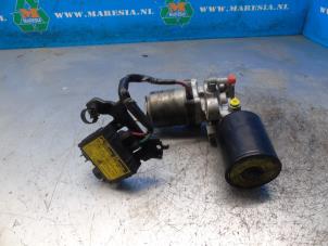 Gebruikte Rembol Lexus RX (L1) 450h V6 24V VVT-i 4x4 Prijs € 367,50 Margeregeling aangeboden door Maresia Auto Recycling B.V.