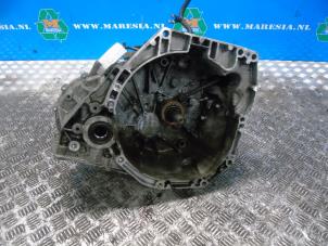 Gebruikte Versnellingsbak Renault Megane IV Estate (RFBK) 1.3 TCE 115 16V Prijs € 630,00 Margeregeling aangeboden door Maresia Auto Recycling B.V.