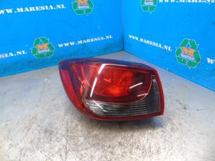 Gebruikte Achterlicht links Mazda 2 (DJ/DL) 1.5 SkyActiv-G 90 Prijs € 126,00 Margeregeling aangeboden door Maresia Auto Recycling B.V.