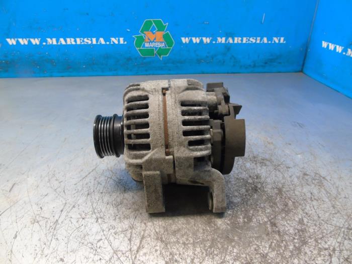 Gebruikte Alternator Opel Meriva (A) 1.6 16V Prijs € 42,00 Margeregeling aangeboden door Maresia Auto Recycling B.V.