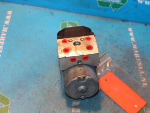 Gebruikte ABS Pomp Chevrolet Nubira (J200) 1.6 16V Prijs € 26,25 Margeregeling aangeboden door Maresia Auto Recycling B.V.