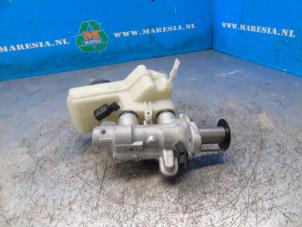 Gebruikte Hoofdremcilinder Volkswagen Polo VI (AW1) 2.0 GTI Turbo 16V Prijs € 57,75 Margeregeling aangeboden door Maresia Auto Recycling B.V.