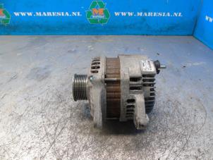 Gebruikte Dynamo Nissan Micra (K13) 1.2 12V Prijs € 31,50 Margeregeling aangeboden door Maresia Auto Recycling B.V.