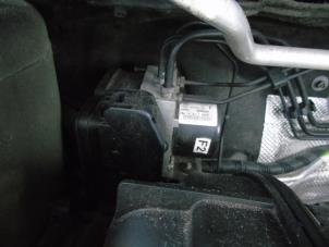 Gebruikte ABS Pomp Ford Fiesta 6 (JA8) 1.25 16V Prijs € 210,00 Margeregeling aangeboden door Maresia Auto Recycling B.V.