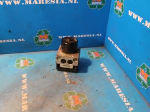 Gebruikte ABS Pomp Ford Focus 1 Wagon 1.8 TDdi Prijs € 15,75 Margeregeling aangeboden door Maresia Auto Recycling B.V.