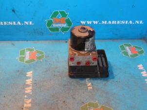 Gebruikte ABS Pomp Volkswagen Golf IV (1J1) 1.4 16V Prijs € 26,25 Margeregeling aangeboden door Maresia Auto Recycling B.V.