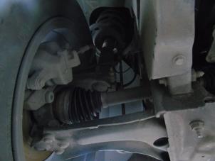 Gebruikte Homokineetas rechts-voor Opel Crossland (X) 1.2 Turbo 12V Prijs op aanvraag aangeboden door Maresia Auto Recycling B.V.