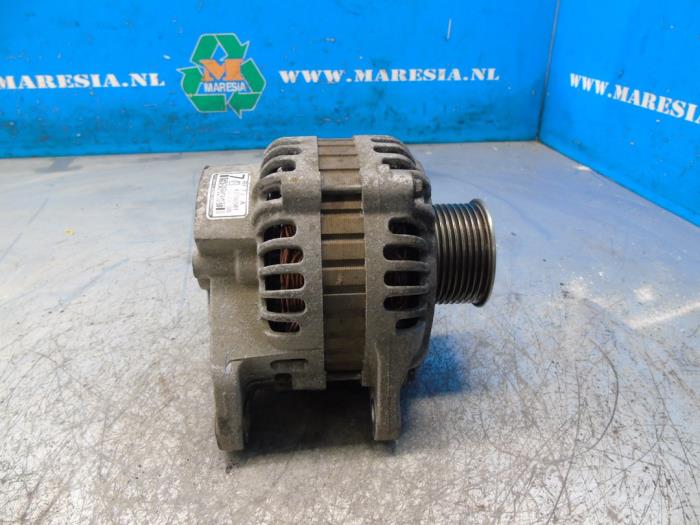 Gebruikte Dynamo Mazda 5 (CR19) 2.0 CiDT 16V High Power Prijs € 78,75 Margeregeling aangeboden door Maresia Auto Recycling B.V.