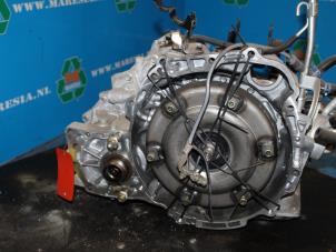 Gebruikte Automaatbak Toyota Avensis Wagon (T25/B1E) 2.0 16V VVT-i D4 Prijs op aanvraag aangeboden door Maresia Auto Recycling B.V.