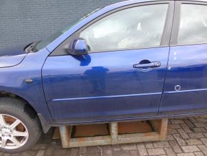 Gebruikte Deur 4Deurs links-voor Mazda 3 Sport (BK) 1.6i 16V Prijs € 157,50 Margeregeling aangeboden door Maresia Auto Recycling B.V.